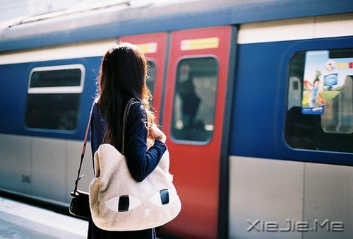 二十岁出头：你的一无所有，令全世界羡慕